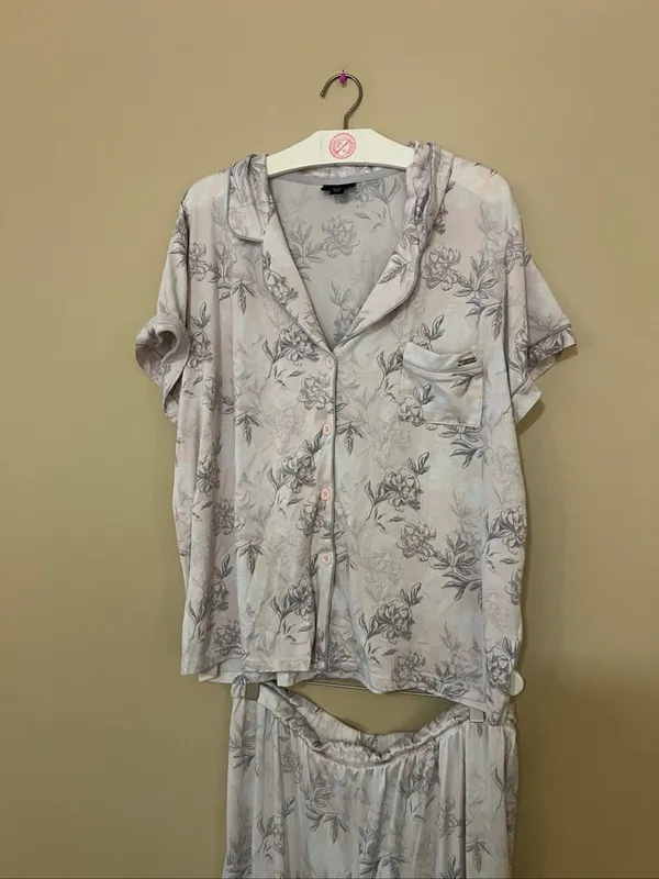 Tahari Patterned Pajama Set Womans Size XL - Image 3