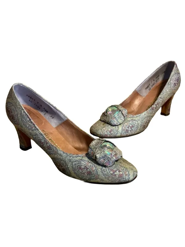 Vintage 1960'S Mademoiselle Light Blue & Gold Brocade Paisley Heels (7.5n) - Image 3
