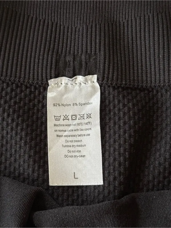High-Waist Black Seamless Gym Workout Shorts Size Large New - Image 7