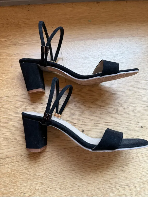 Black block faux Suede heels 7 - Image 3
