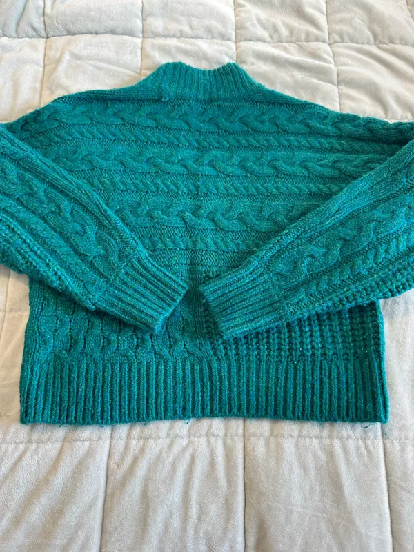 Abercrombie Sweater - Image 3