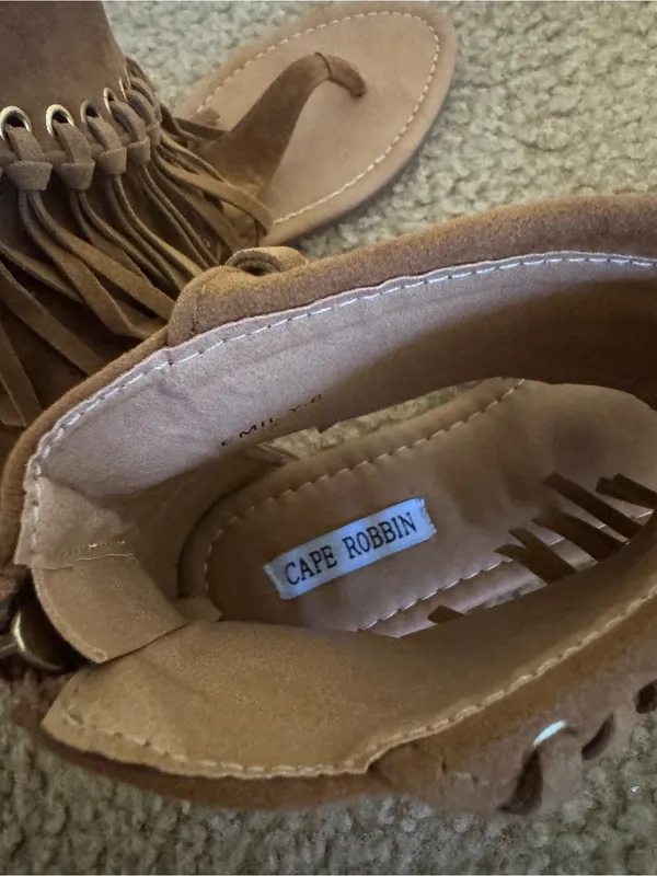 Cape Robbin Emily-6 Suede Fringe Cuffed Thong Sandals Brown Boho Size 7 - Image 7