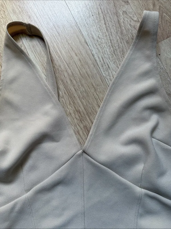 Abercrombie & Fitch Women’s Cream Crop Top Size Medium - Image 3