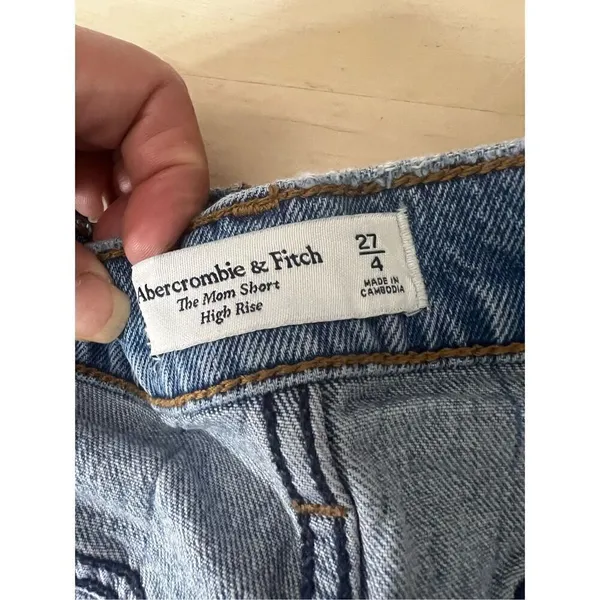 Abercrombie & Fitch The Mom Shorts High Rise Blue Denim Size 27/4 Cotton Slit - Image 8