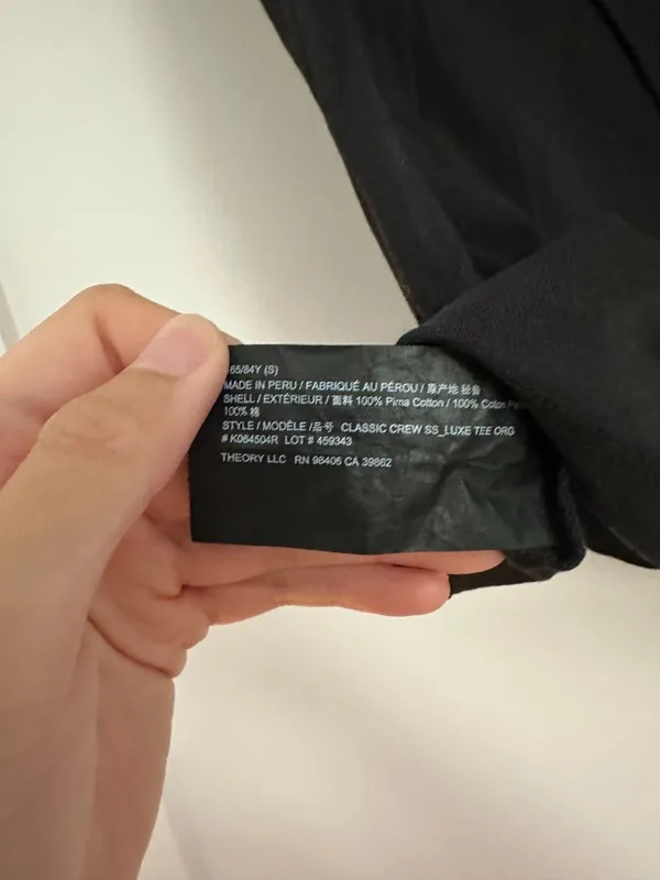 Theory Basic Black T-Shirt Size Small - Image 6