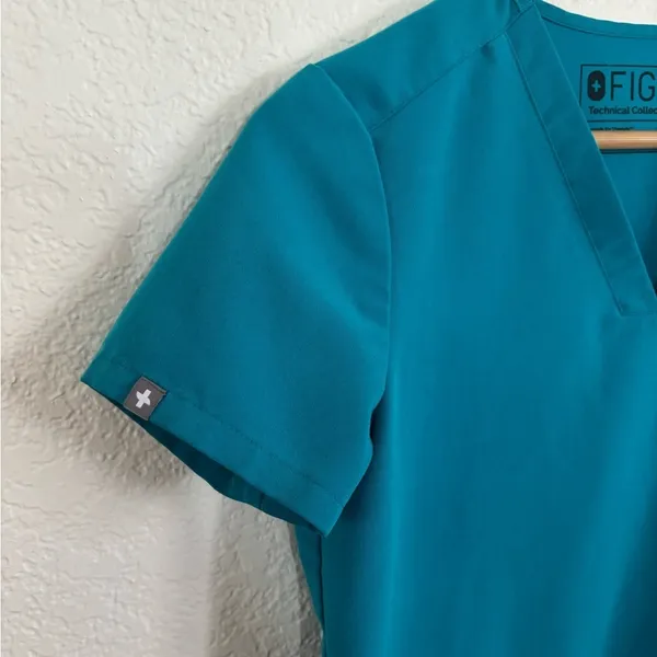 FIGS Technical Collection‎ Scrub Top XXS Teal Blue V-Neck Short Sleeve Pockets - Image 2