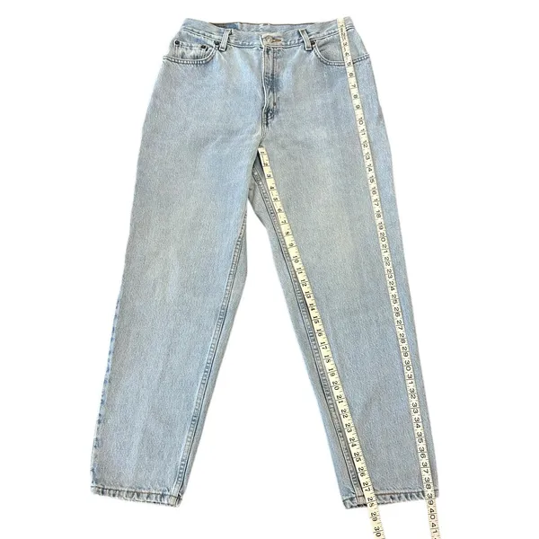 Vintage Levi's 550 Relaxed Tapered Jeans Light Wash 90s Mom Y2K Jeans Size 12 - Image 6
