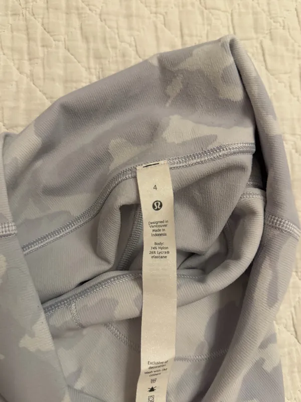 Lululemon Biker Shorts 6" High-Rise - Image 4