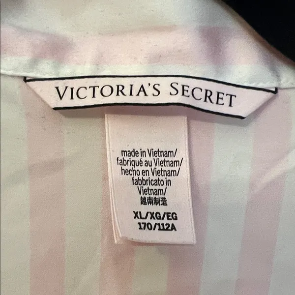VICTORIA'S SECRET Signature Satin Short Pajama Set - Image 4