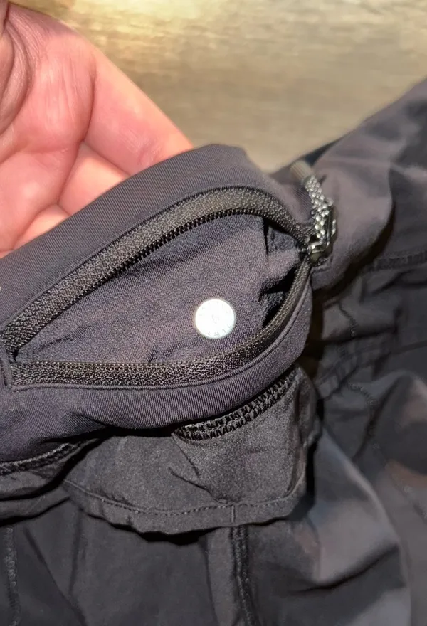 Lululemon Speed Up 2.5" - Image 4