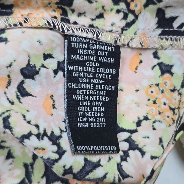Sanctuary -665 NWT Kylie Smocked Top Long Sleeve Blouse Black Blush Floral‎ M - Image 7