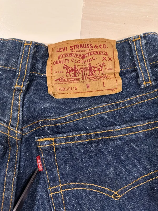 vintage 90s levi’s 501 red tab dark wash high waisted denim cutoff shorts USA - Image 3