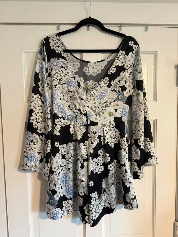 Floral Romper Forever 21 - Image 2