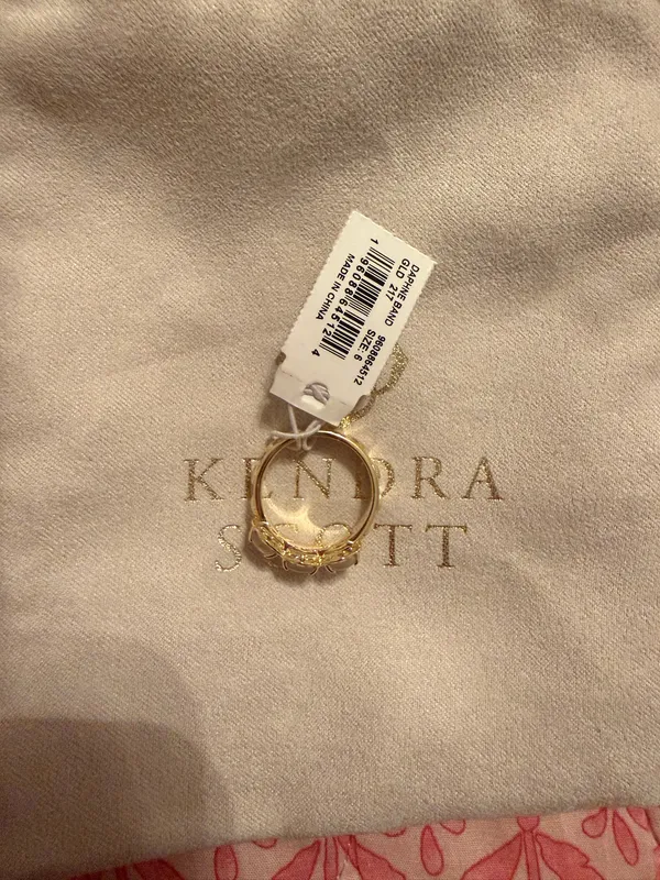 Kendra Scott Ring Gold - Image 3