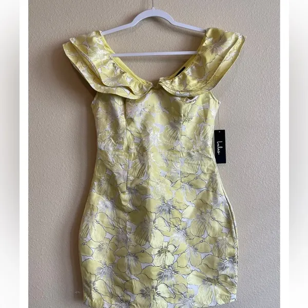 Lulu’s yellow rose floral dress - Image 5