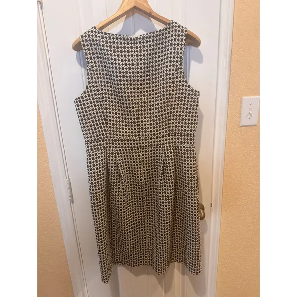 WHITE HOUSE BLACK MARKET black and white dress SZ 14 - Image 10