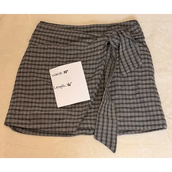 Wilfred Aritzia Wrap Front Skirt Sz 4 Plaid Flannel Wool Cashmere‎ Gray Mini Tie - Image 4