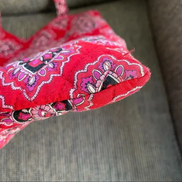 Vera Bradley Curvy Tote in Frankly Scarlett Rare Retired - Image 5