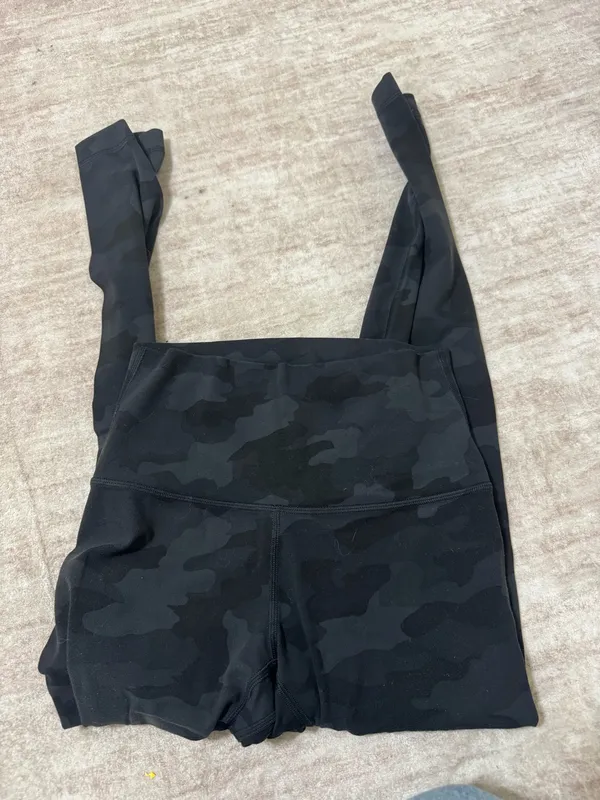 Lululemon Align Pant 25" size 4 - Image 2