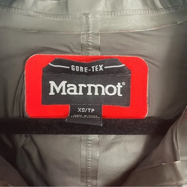 Red Orange Women's Marmot Minimalist Jacket Size XS - Image 8