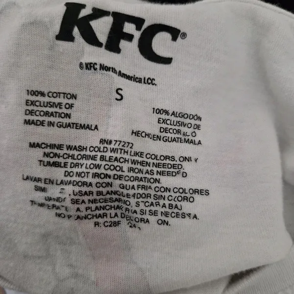 KFC Foods Print Rhinestoned Women's T-Shirt BoxLunch Exclusive Size Small - Image 4