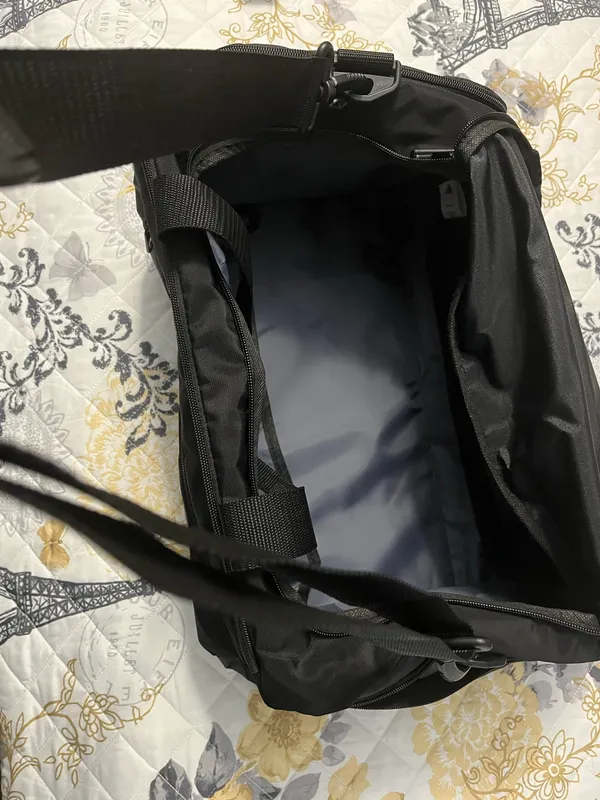 Adidas duffle bag  - Image 5