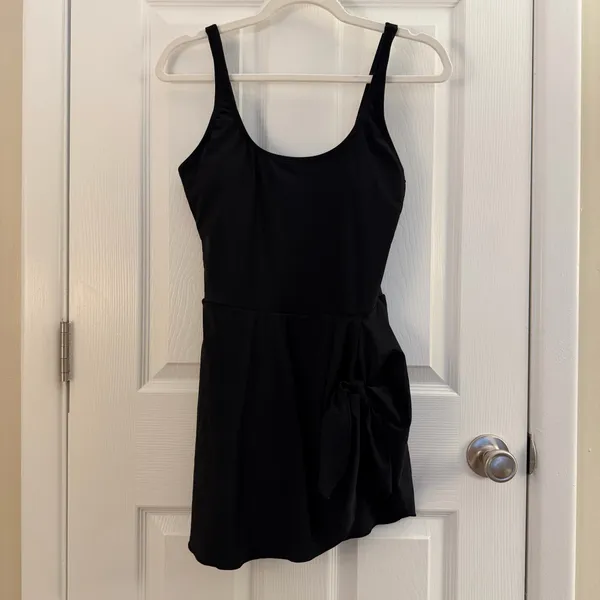 SheIn Black Scoop Neck One Piece Swimsuit with Skirt Medium - Image 2