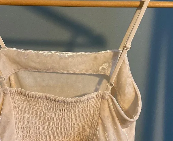 American Eagle NWT XS Cream Velvety Soft Baby Doll Spaghetti Strap Top - Image 4