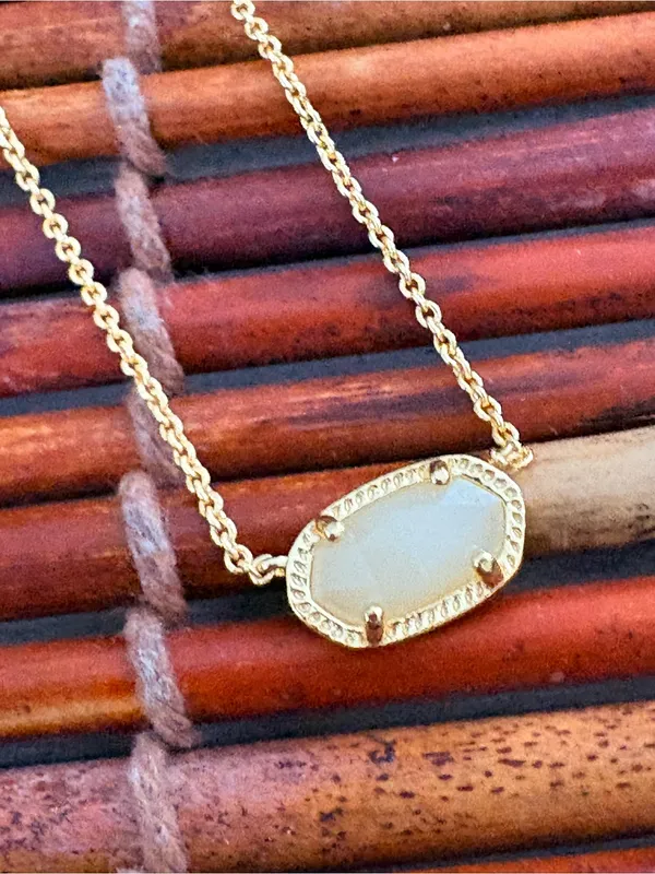 Kendra Scott Gold Oval Pendant Necklace 18”-20” - Image 4