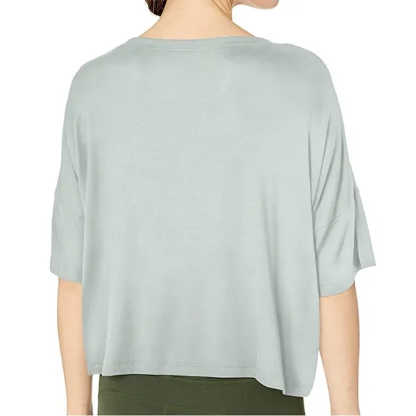 Beyond Yoga Women's Glacier Blus Swinging Cropped Tee Size Medium - Image 3