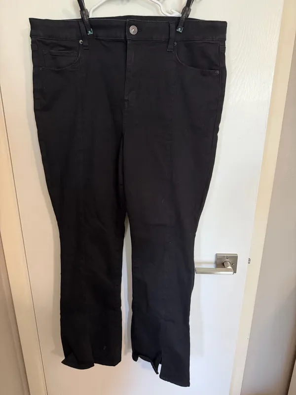 American Eagle Next Level Stretch Jeans - Image 2