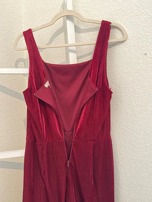 Gianni Bini Burgundy Ribbed Velvet Wide-Leg Jumpsuit - Image 6