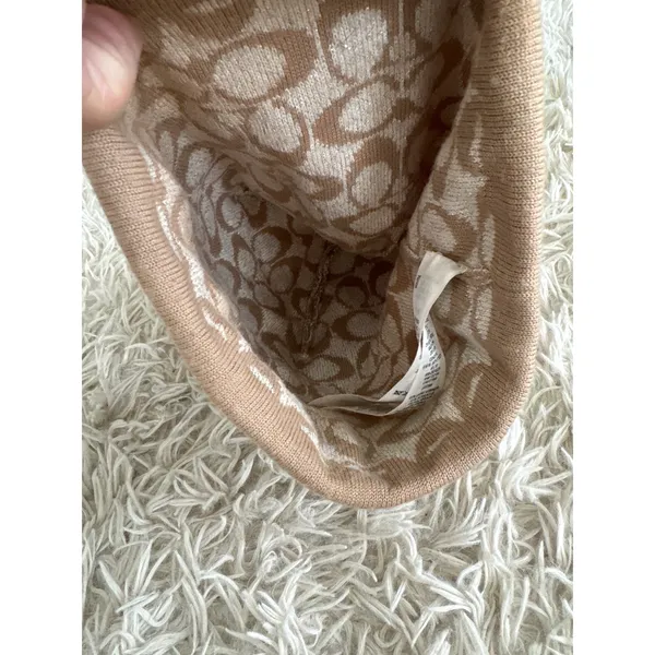 Vintage y2k Coach Signature C Logo Beanie Hat Tan Cream Wool Blend OS‎ - Image 4