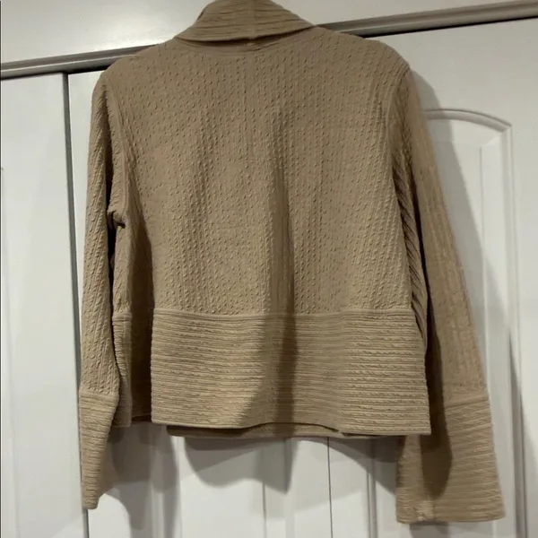 lululemon athletica‎ retreat yourself Women's Tan Cowl Neck Sweater s/xs - Image 6