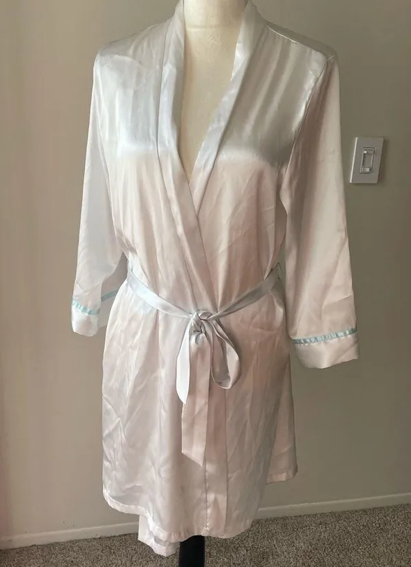 Linea Donatella Intimo Donatella Bridal Wedding Robe Embroidered “The Bride” Size L - Image 7