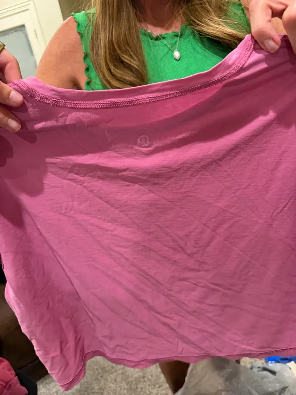 Lululemon cropped shirt - Image 4