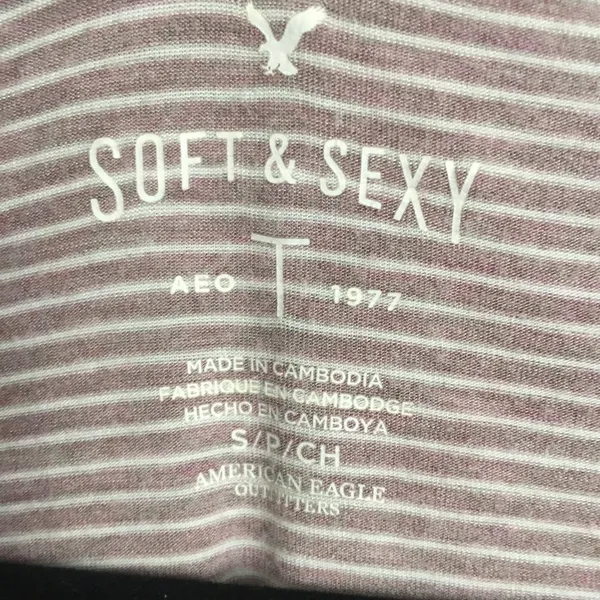 American Eagle • Soft and Sexy Mauve Striped V-Neck Shirt Size Small - Image 9