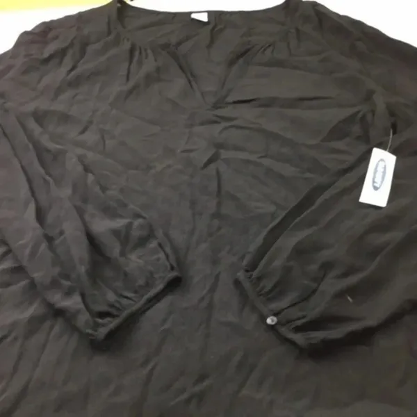 old navy ladies blouse M - Image 5