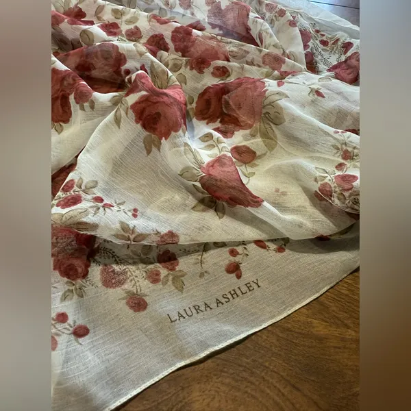 Laura Ashley Floral Square Polyester Scarf Cottagecore Vintage Made In Italy - Image 11