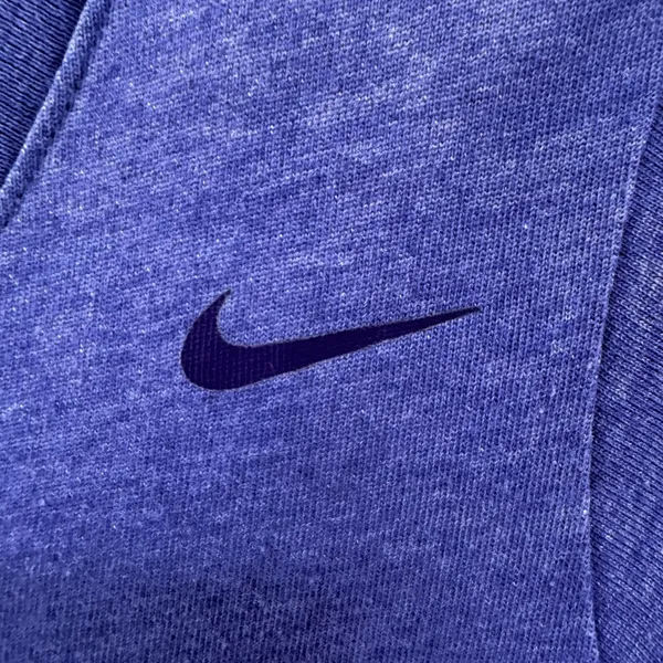 Nike Women's Dri-Fit T-Shirt Size Medium, Purple - Image 5