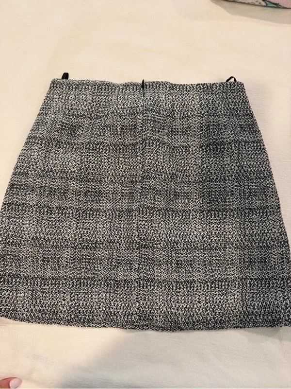 Babaton (Aritzia) Little Tweed Mini Skirt ✨ - Image 3