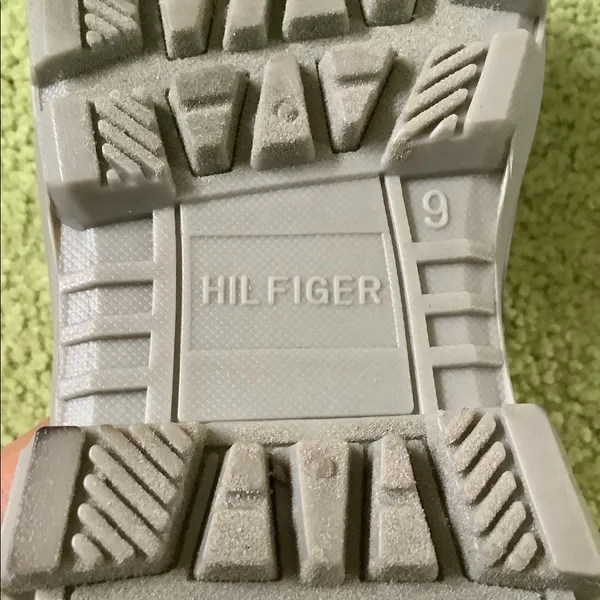 Tommy Hilfiger rain booties- easy to pull on / off - NEW condition ☔️☔️ - Image 6
