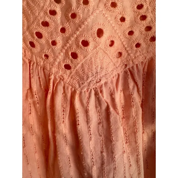 Ruffle Sleeve Top NWOT‎ Size 4 - Image 4