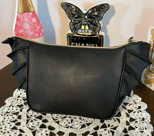 Jeffree Star NWOT Cosmetic Bat Bag - Image 4