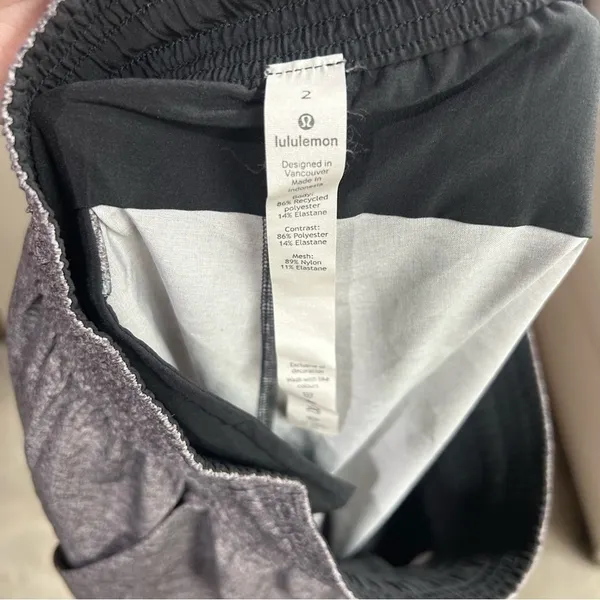 Lululemon Spring Break Away Short 4-way Stretch 3" Heather Lux Multi Black Sz 2 - Image 5