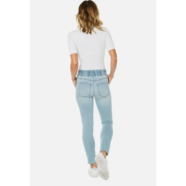 Juicy Couture NWT Women Size 4 Light Blue Hollywood Skinny Elastic Pull On Jeans - Image 4