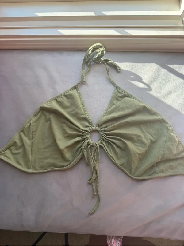 American Eagle Green Halter Tie-Front Crop Top - Image 3