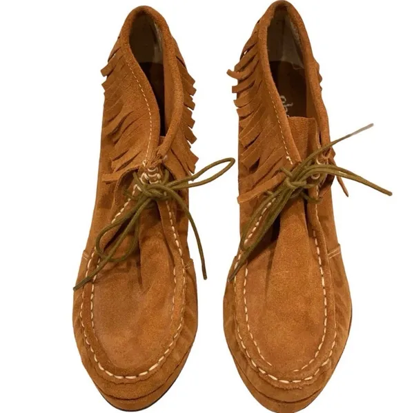 Charles by Charles David Brown Suede Fringe Heeled Booties Moccasins 8 Boho - Image 3