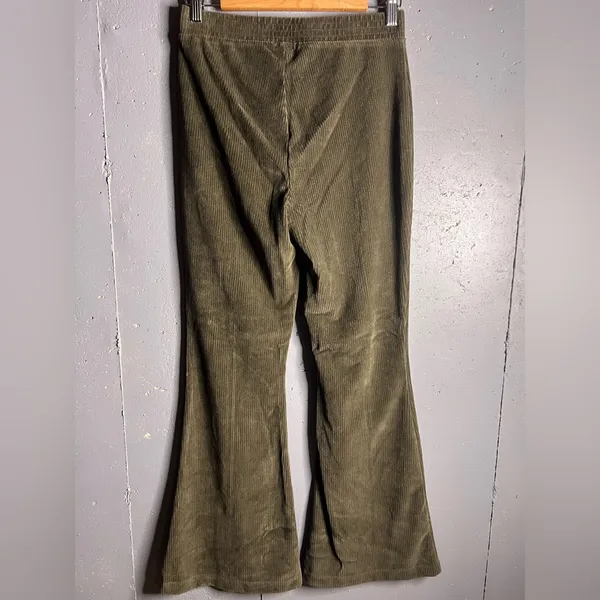Aerie Groove-On Rib Velour Flare Pant Nomad Olive Size S - Image 4