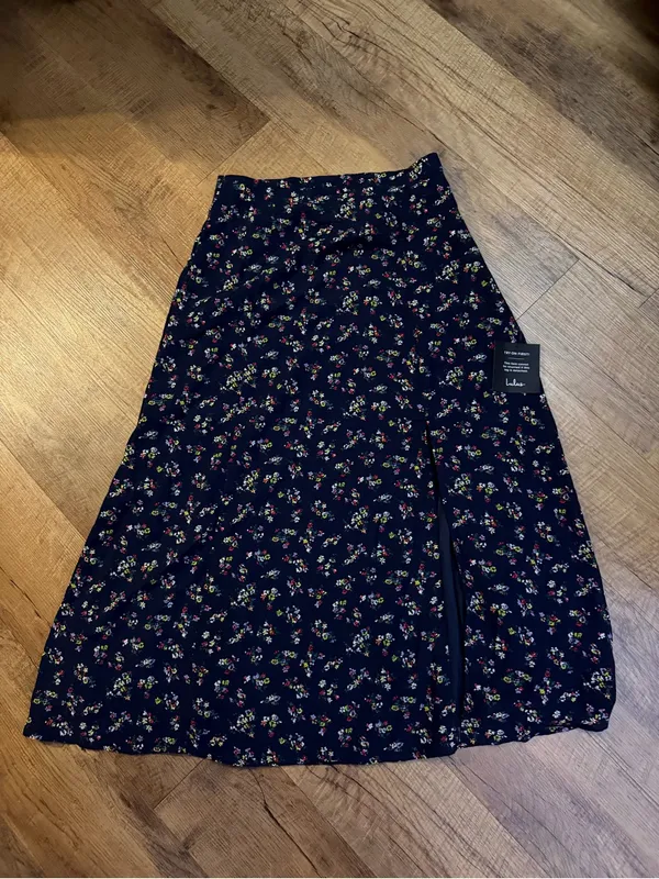 Lulus Bliss Me Navy Blue Floral Print Midi Skirt - Image 6